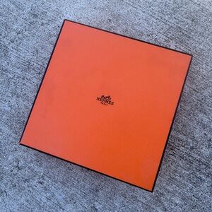 Hermes Gifting Storage Empty Box 8x8x2 Open box